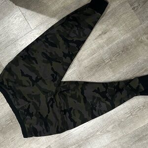 Nike Camo Track Pants-joggers